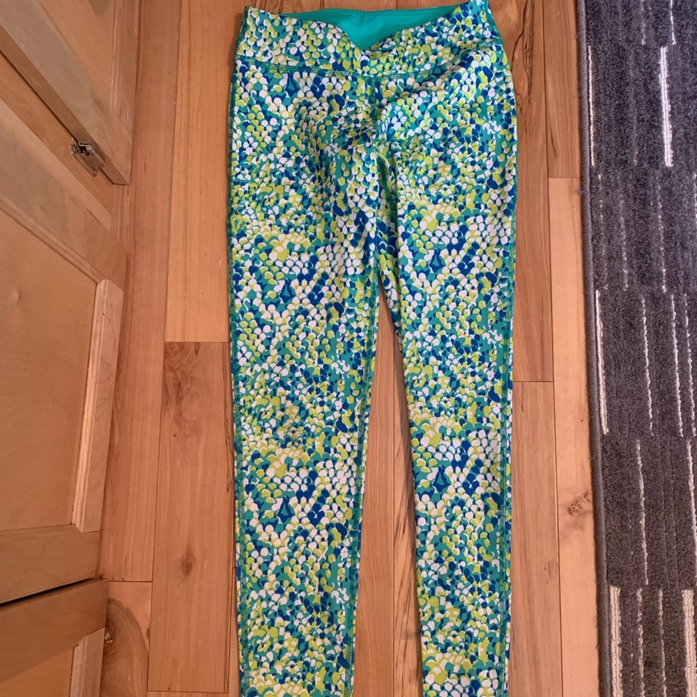 Patterned ivivva leggings